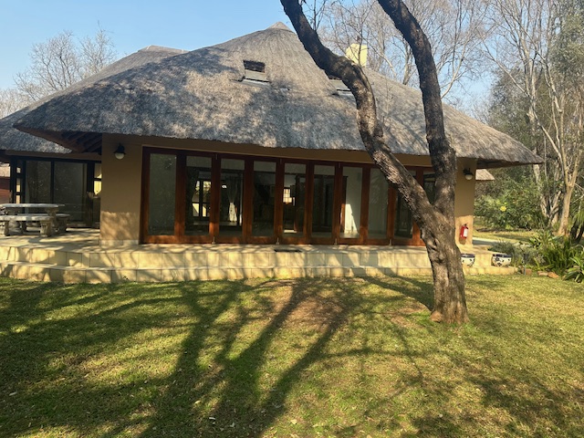 4 Bedroom Property for Sale in Lakeland North West